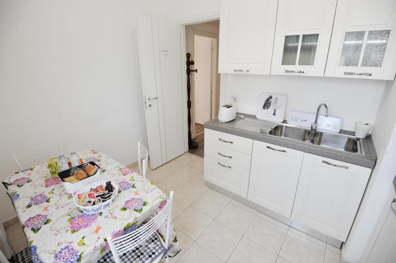 Le Fontane Di Roma Hotel Luaran gambar